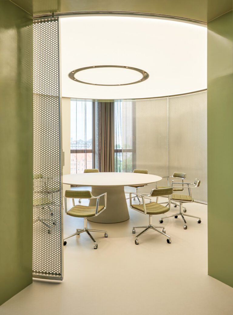 Design-HotelsXRHO-Headquarter-019 Large