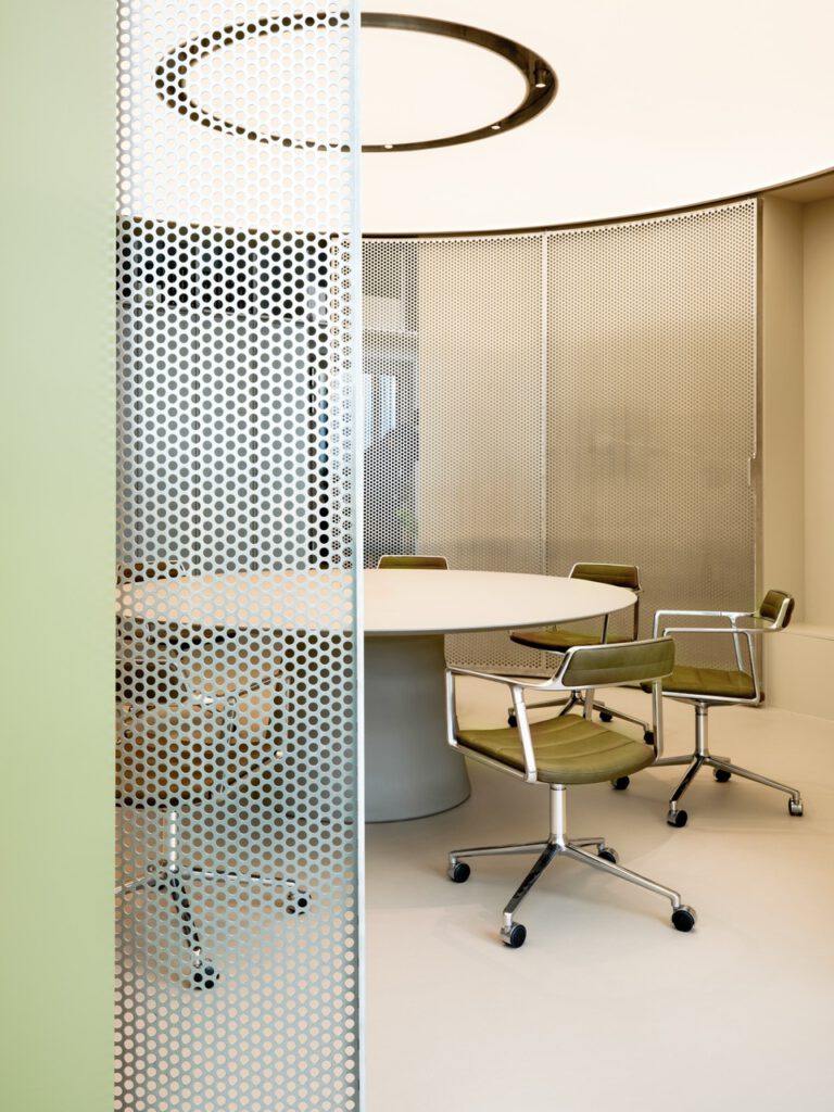Design-HotelsXRHO-Headquarter-021 Large